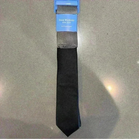 Isaac Mizrahi New York Tie & Pocket Square NWT - Picture 2 of 7